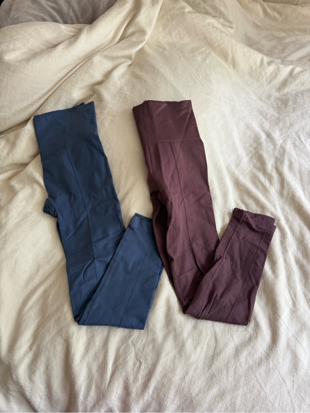 SET OF 2 YUMMIE BRAND LEGGINGS